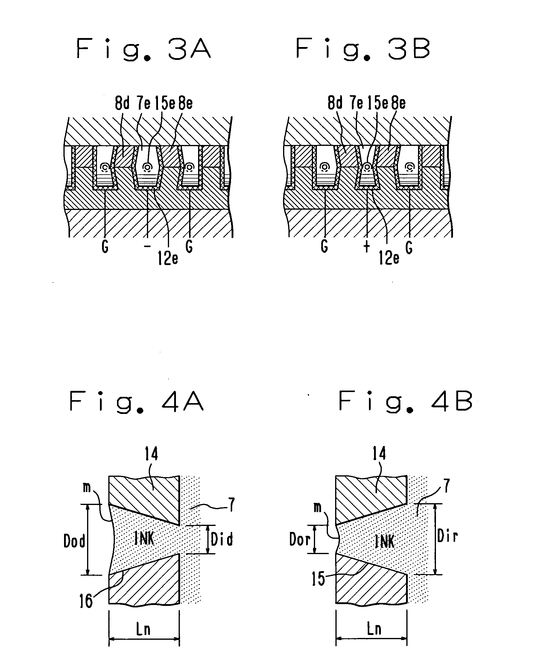 Ink jet head and ink jet printer capable of preventing variation of a volume of an ink droplet due to cross talk