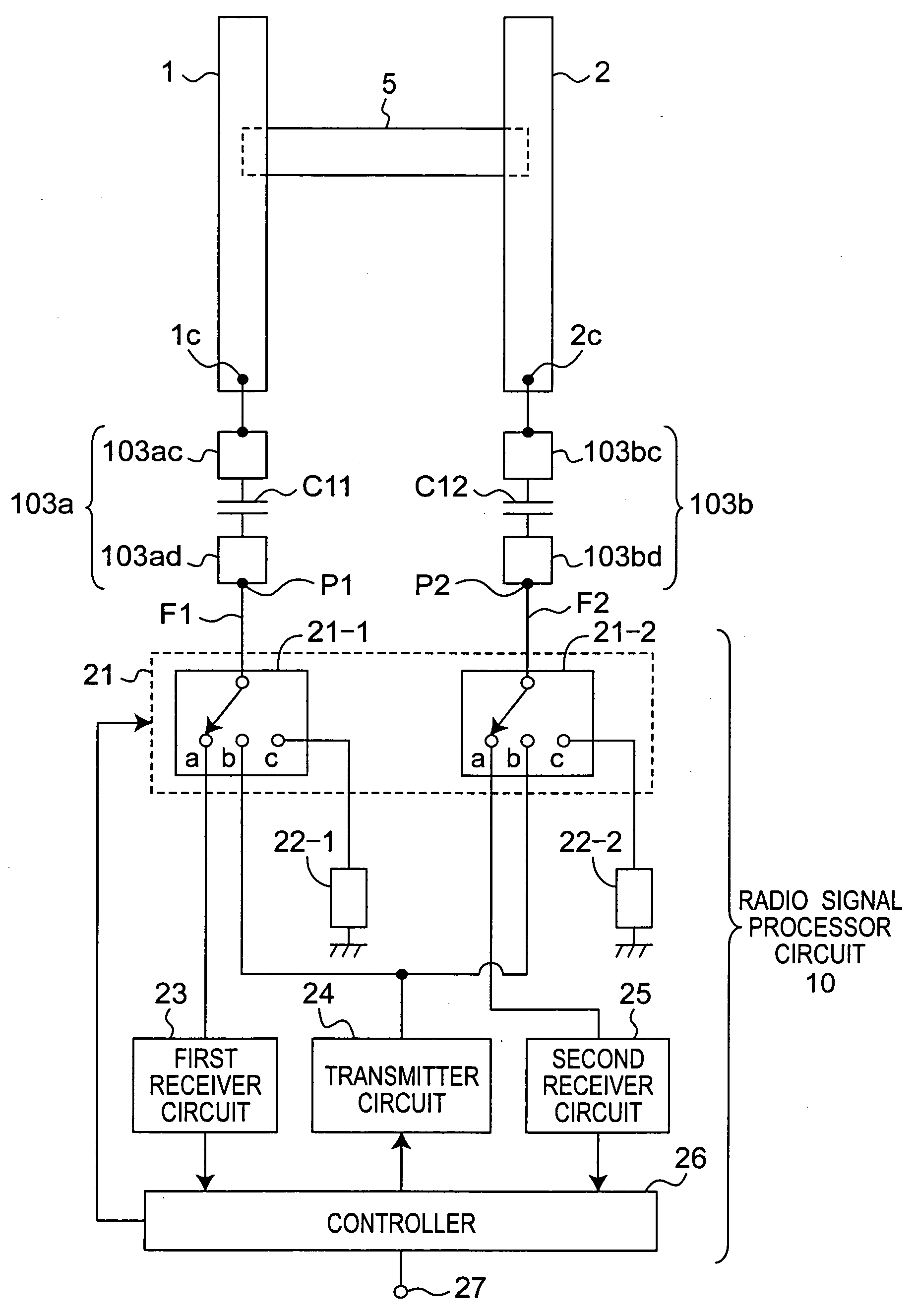 Array antenna apparatus having at least two feeding elements and operable in multiple frequency bands