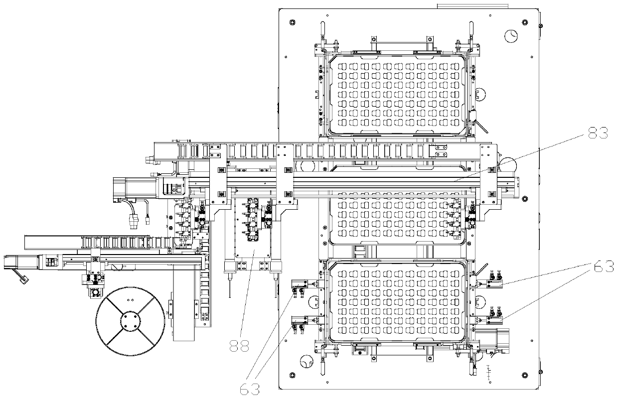 Product automatic packaging device and operation method