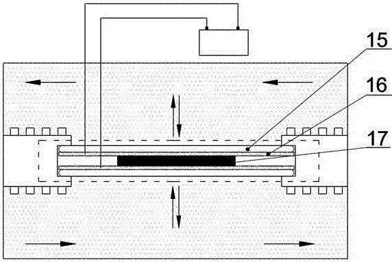 Heat transfer system driven by piezoelectricity and applied to self-priming liquid heat exchanger and heat transfer method thereof