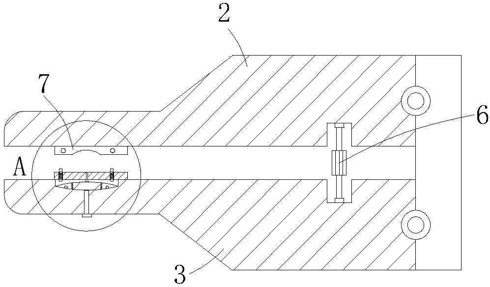 LED chip soldering device