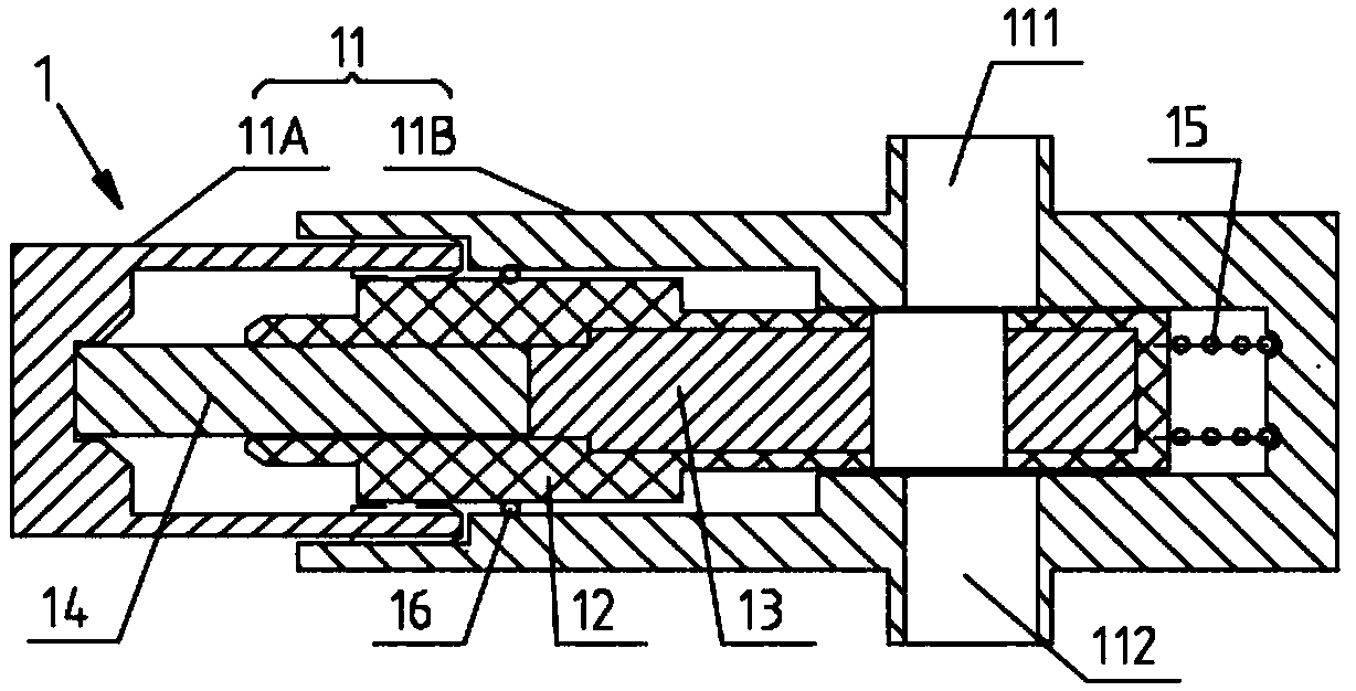 Water flow adjustment device and water heater