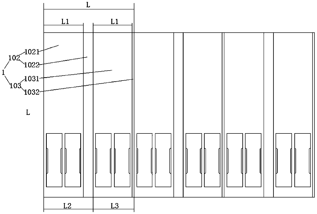 Non-equidistant seedling plate of transplanter