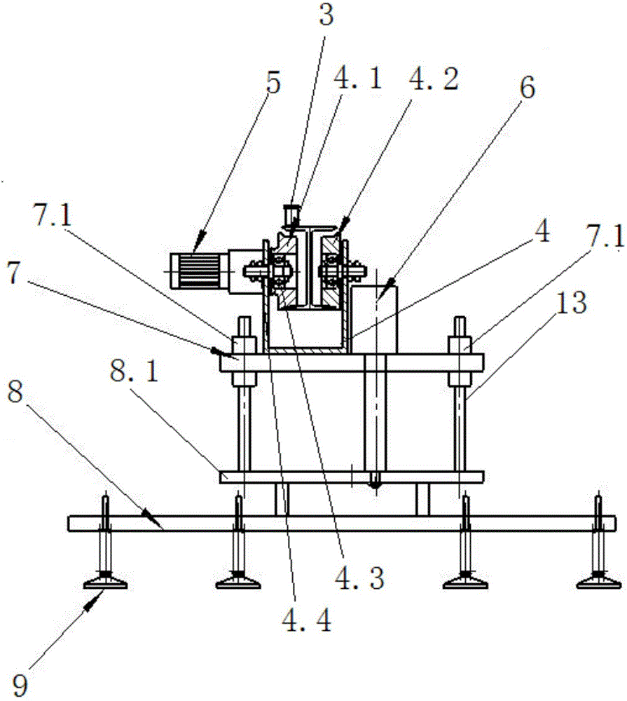 Truss trolley type automatic feeding device and method for plate stamping