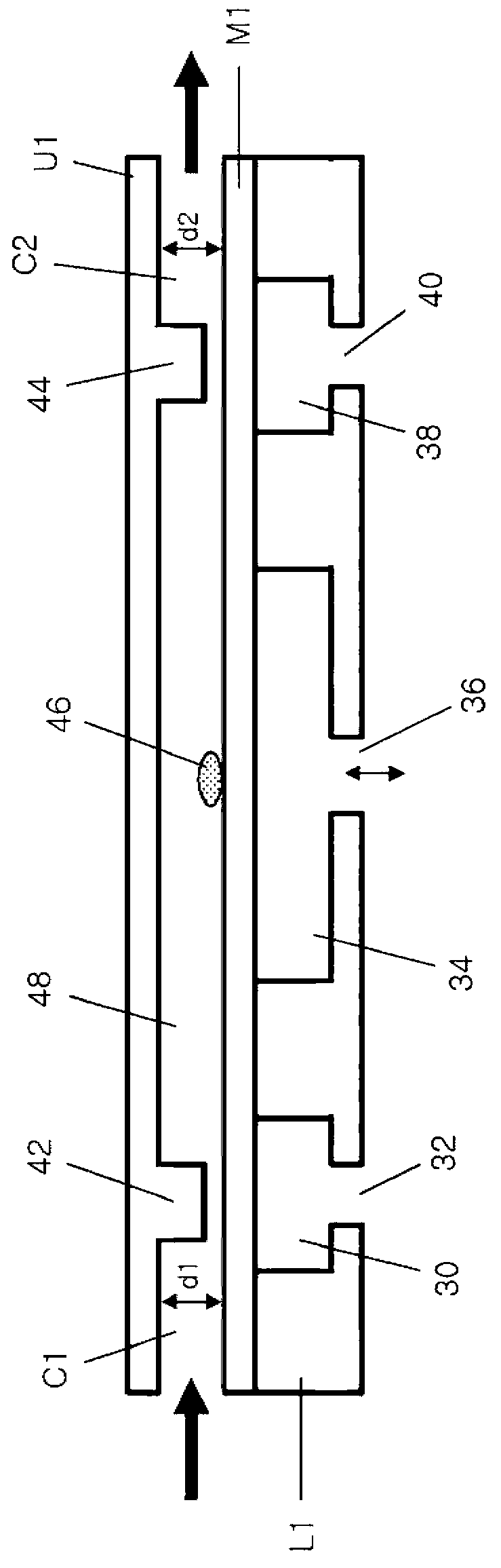 Solid reagent dissolving device and method of dissolving solid reagent by using the same