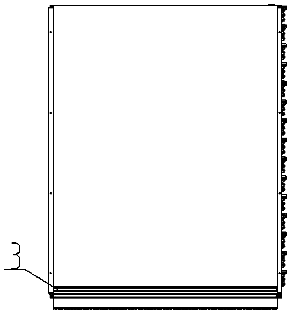 Efficient anti-chassis icing fin heat exchanger and working method thereof