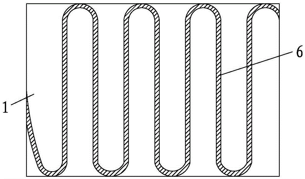 Battery and battery pack with radiating component