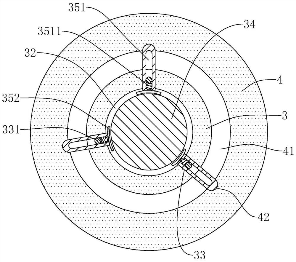 An automatic plate cutting device and cutting method for customized furniture production