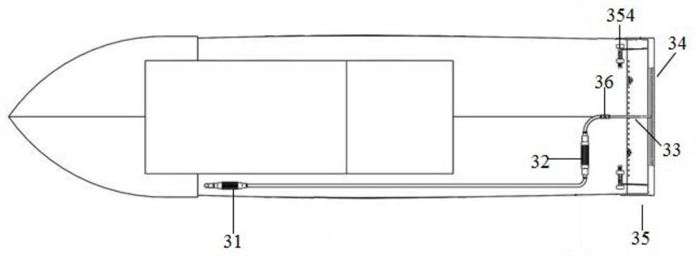 A variable stern structure suitable for ice breaking operations at the stern of an icebreaker