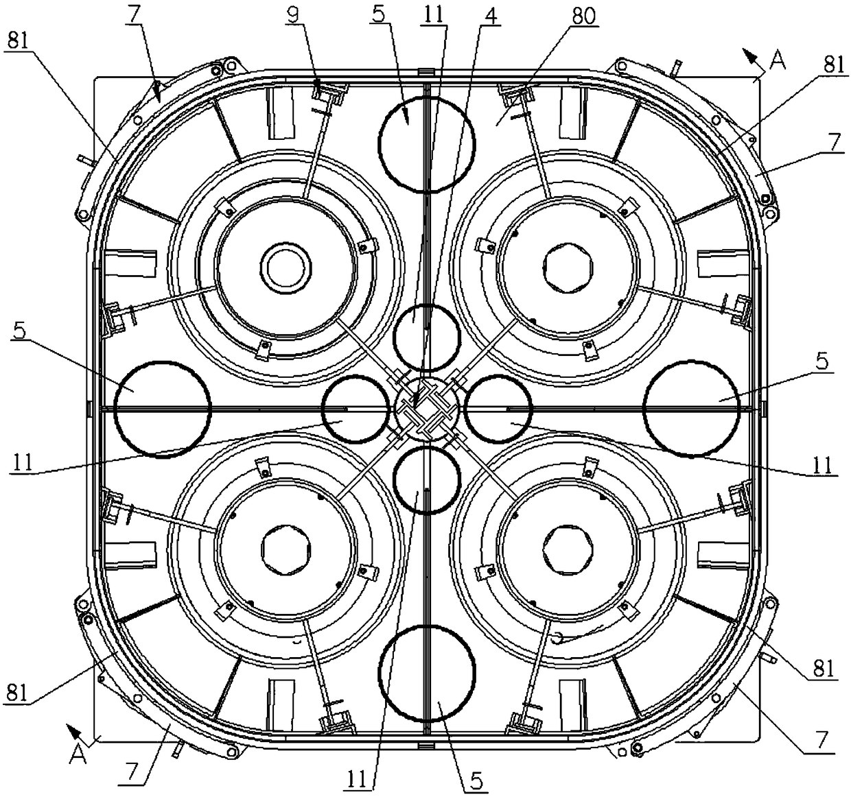 A four-rotor crushing mechanism