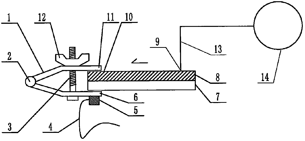 Microfluidic chip apparatus used for diagnosing syphilis and using polydimethylsiloxane as substrate