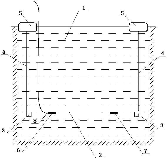 Determination method for gap distance of submarine explosive