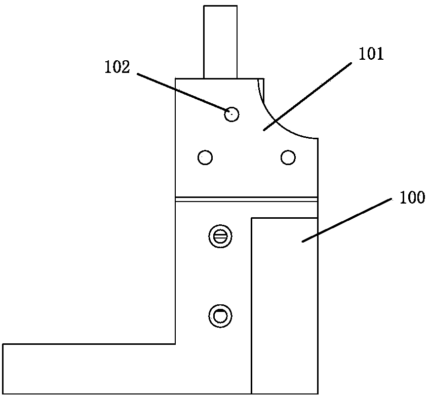 Centering adjustment method of V block center and work head center of grinding machine tool