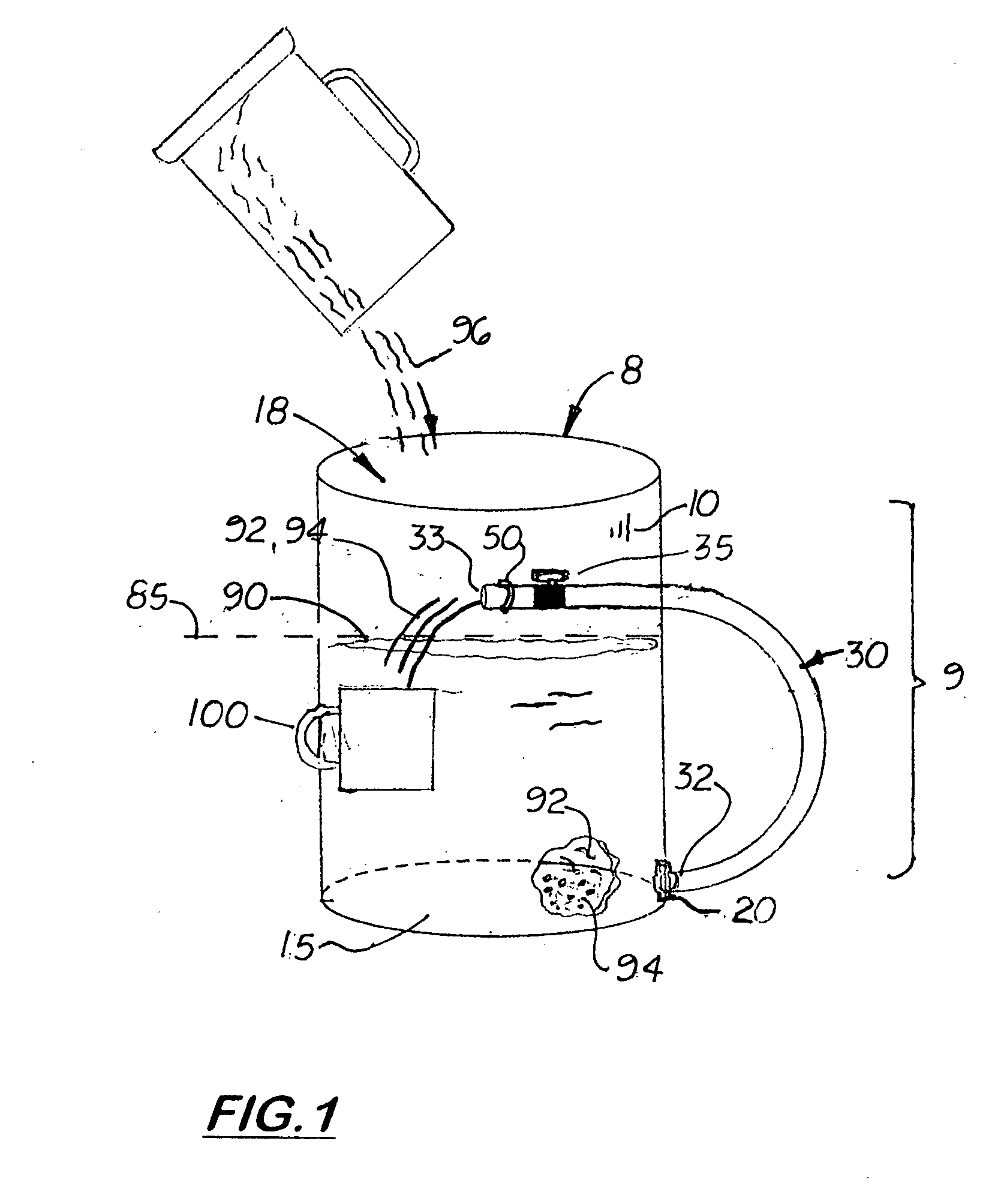 Fish tank with integrated gravity assisted cleaning apparatus