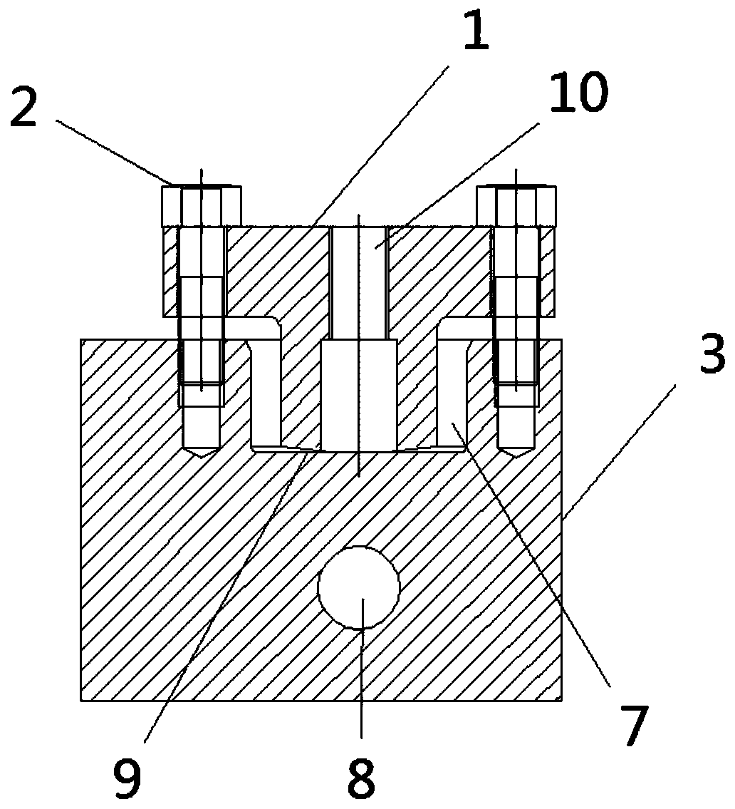 Device and method for testing sealing performance of natural gas hydraulic drive pipeline of diesel engine