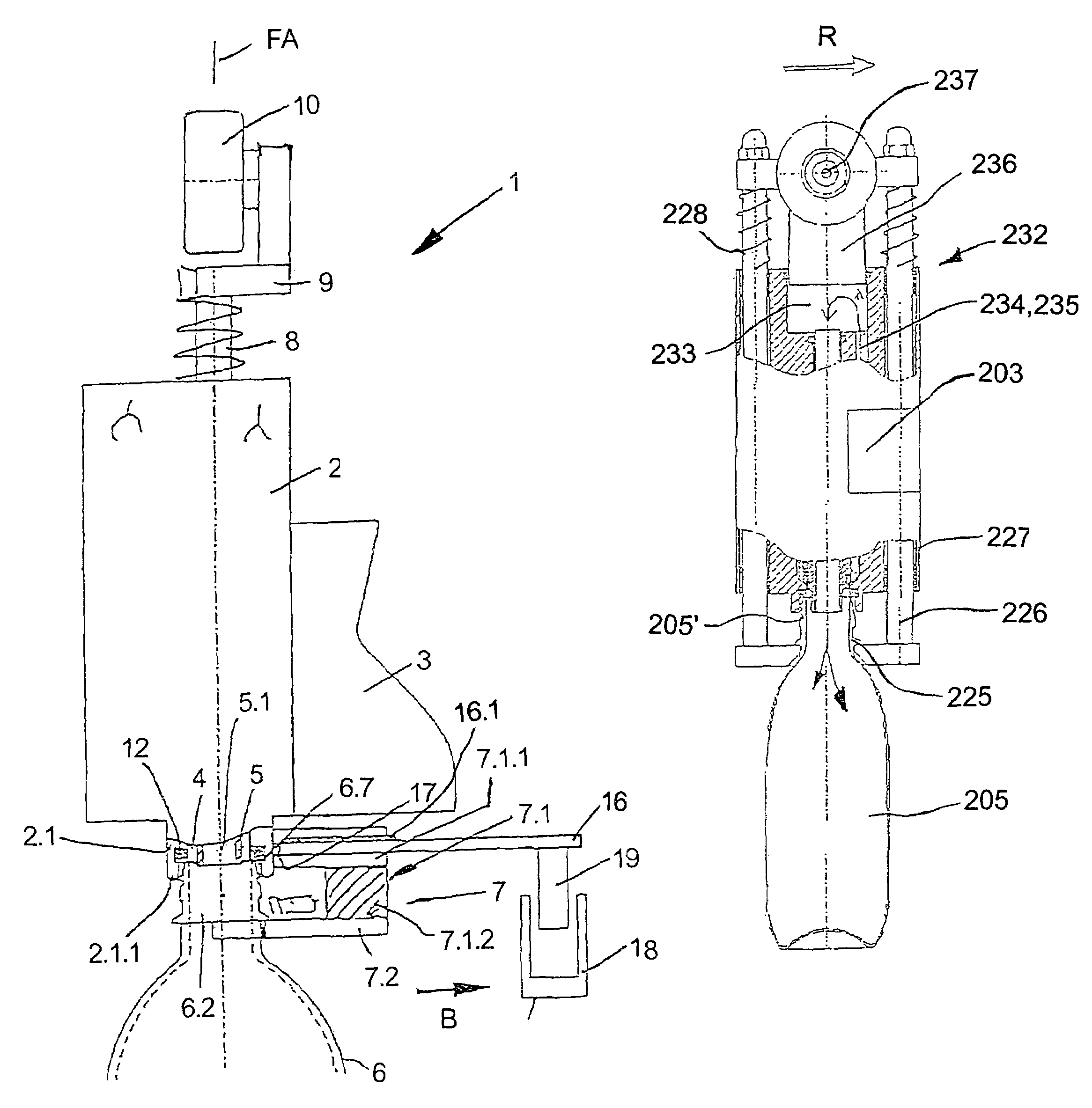 Beverage bottling plant for filling bottles with a liquid beverage, having a filling element and filling machine with such filling elements