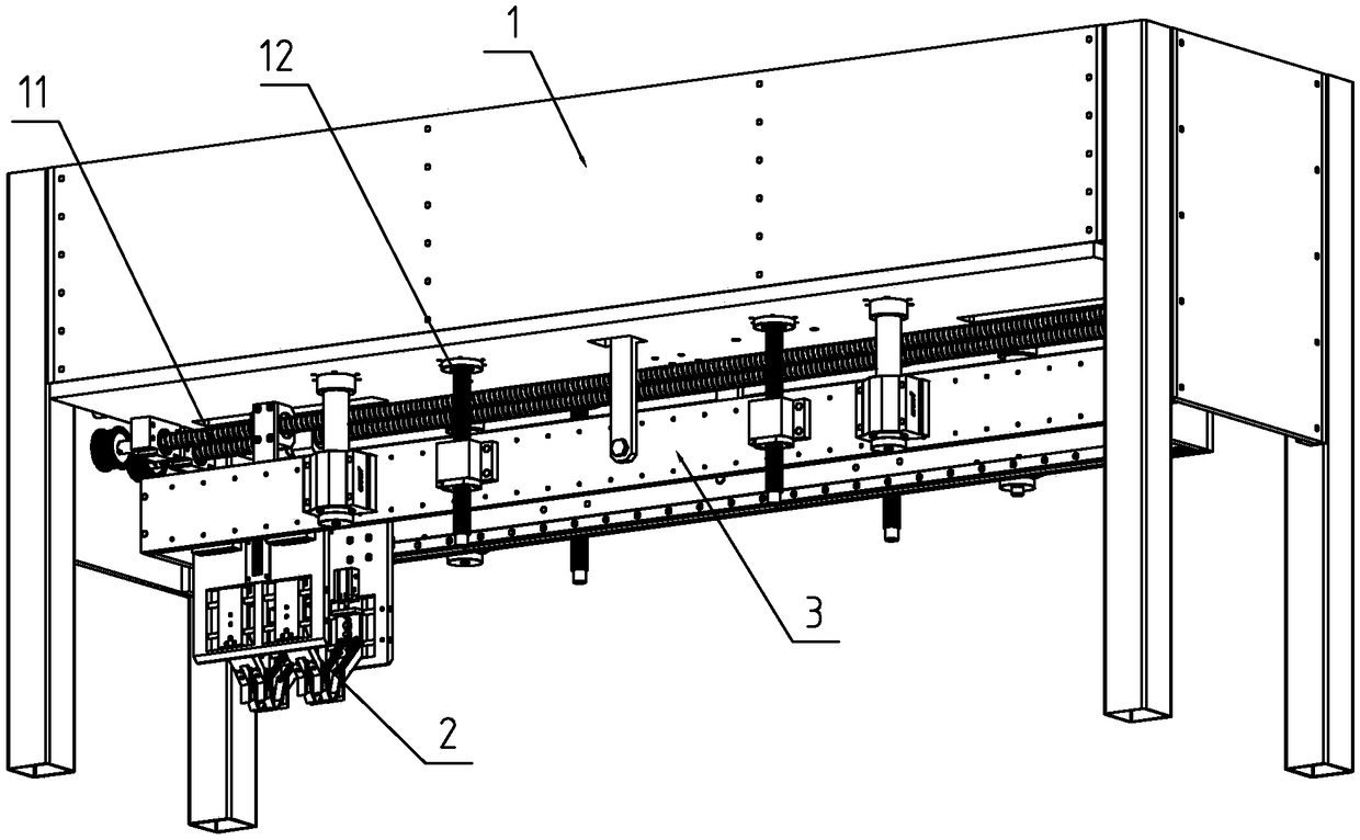 Bag moving device for hand bag rope penetrating machine