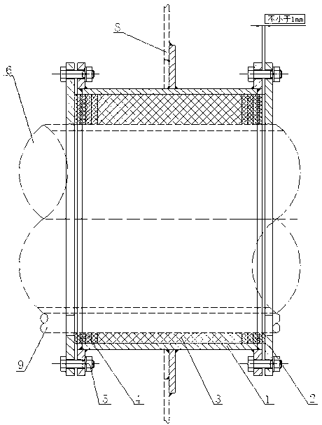 High temperature fluid pipeline sealed heat insulation cabin penetrating device and installation method thereof