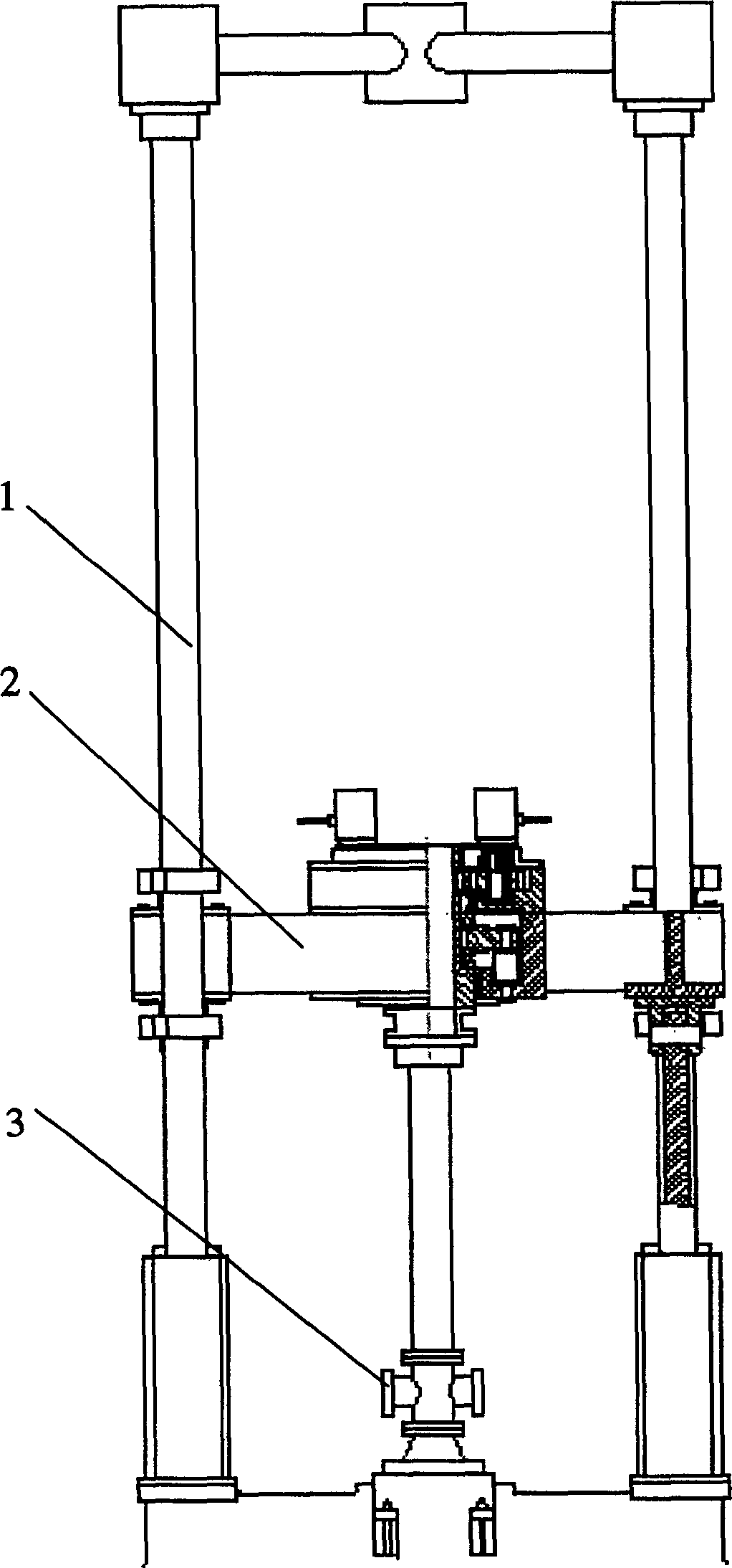 Feedback regulator and process of large load, double hydraulic cylinder and cychronous operation