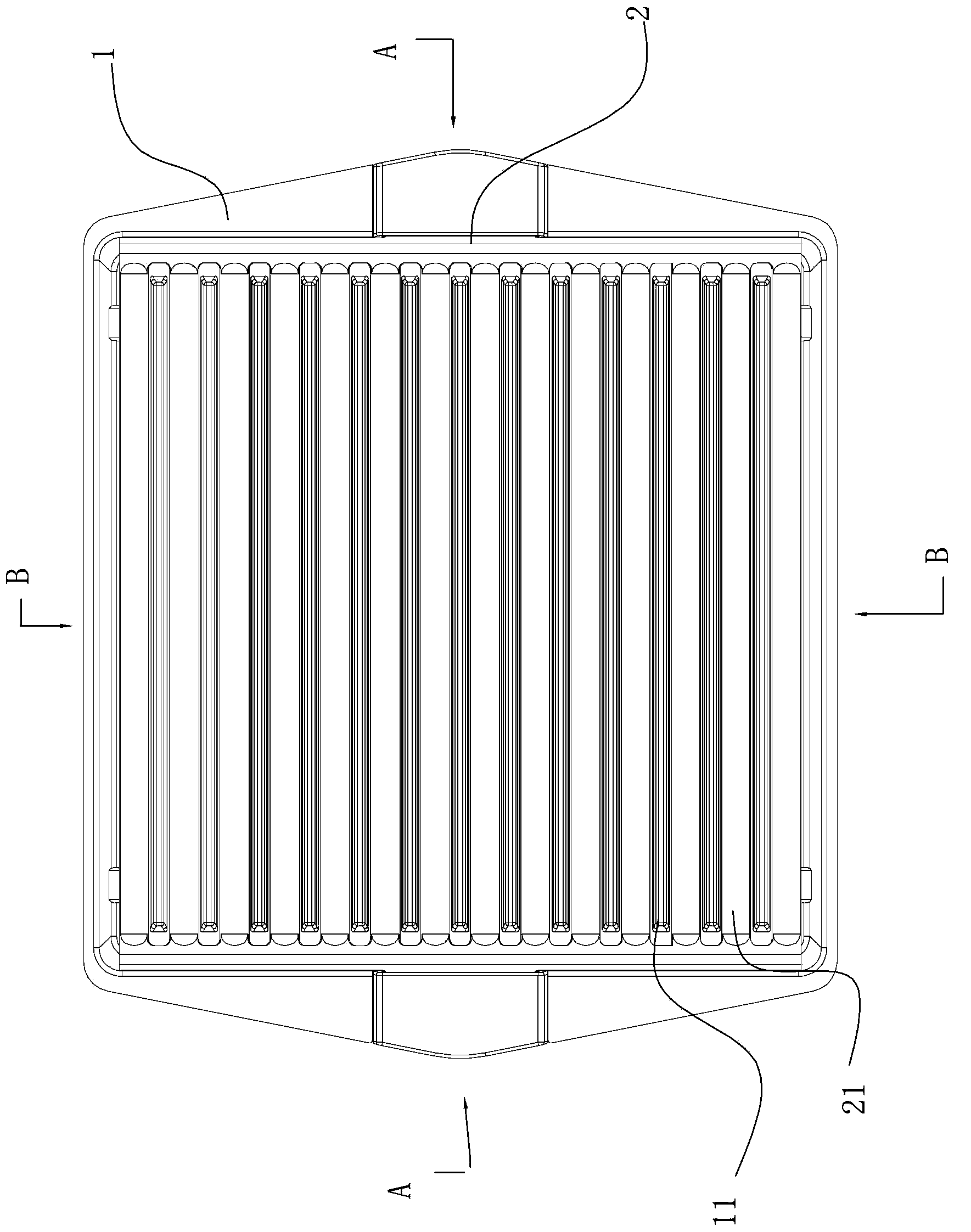 Baking tray and baking grill thereof