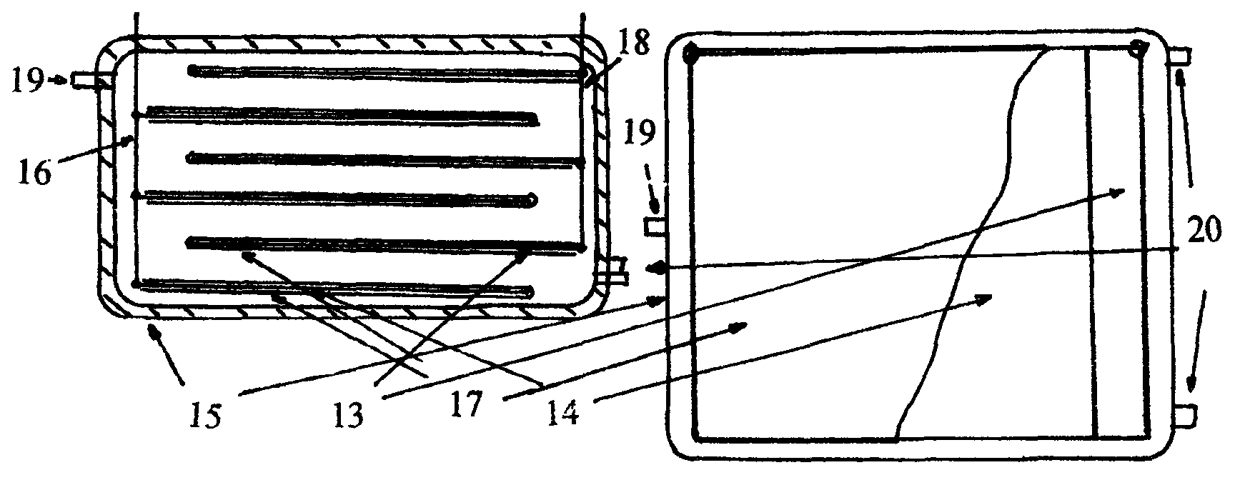 Efficient and energy-saving boiler for plasma water decomposition hydrogen production