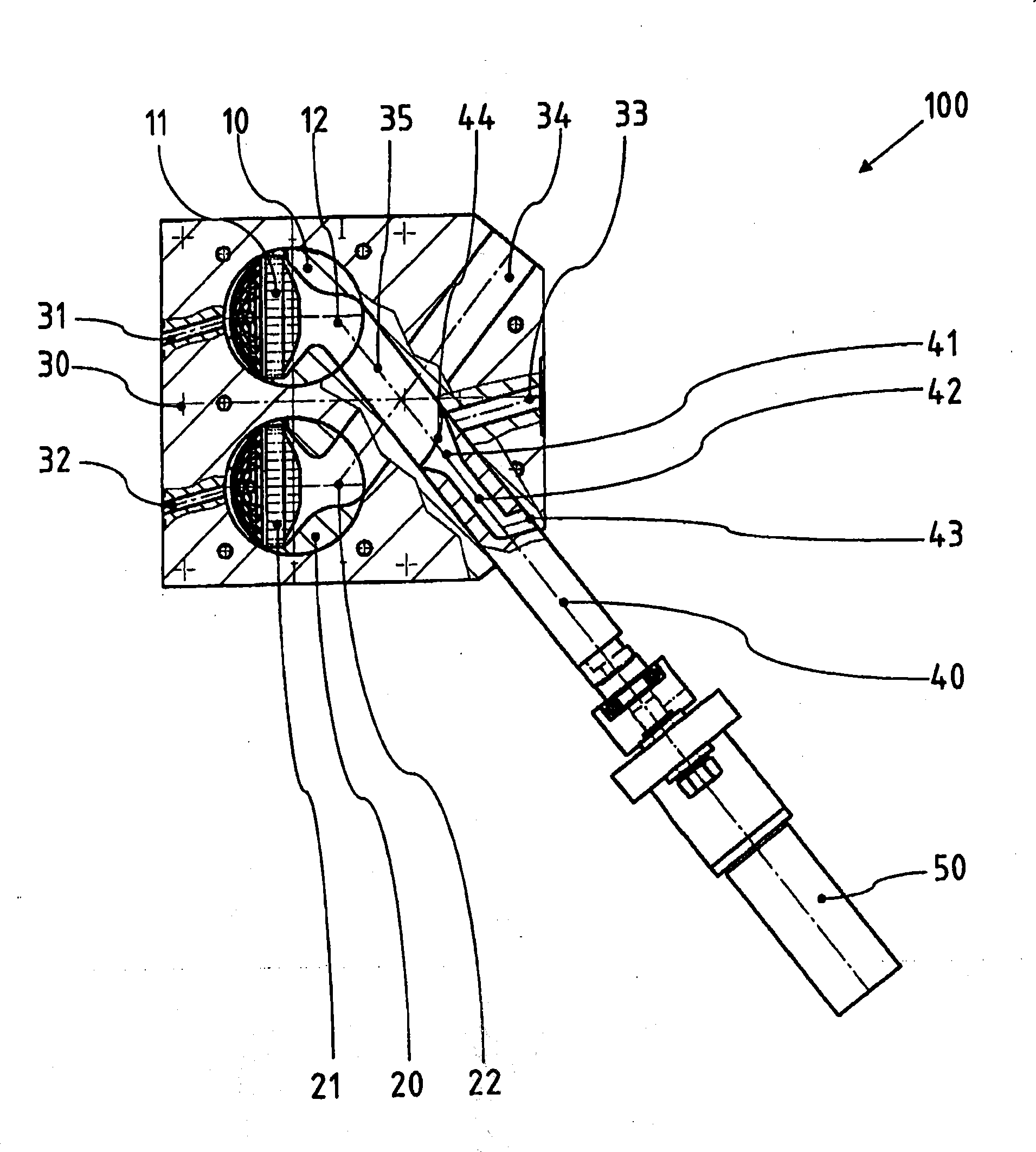 Filtering device for high-viscosity fluids