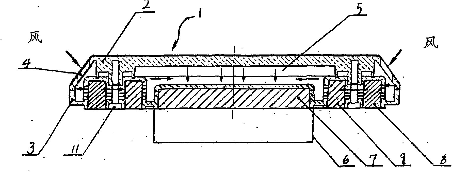 Filtering dustproof device of computer chassis
