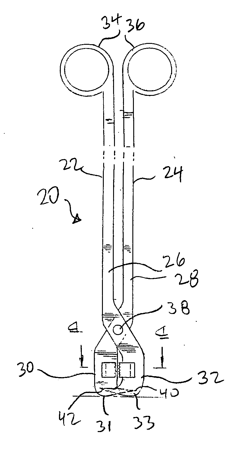 Close cut cutting instrument