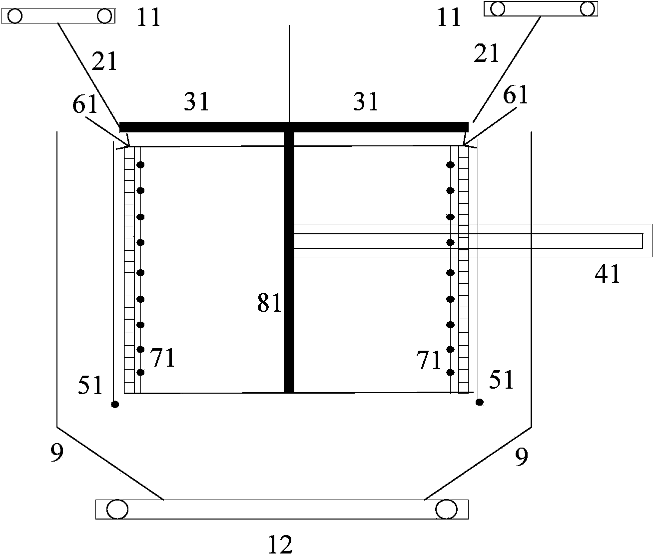 Sludge crushing system and sludge crushing method