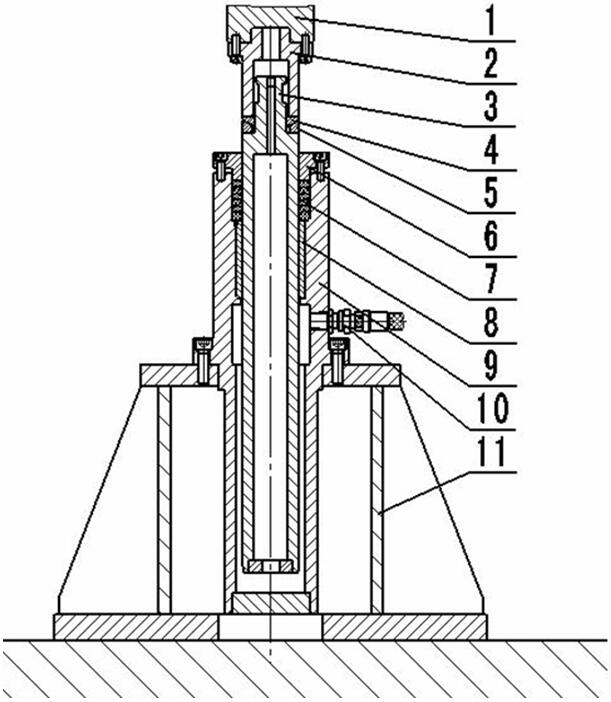 Follow-up tool magazine mechanism capable of reducing deformation of cross beam