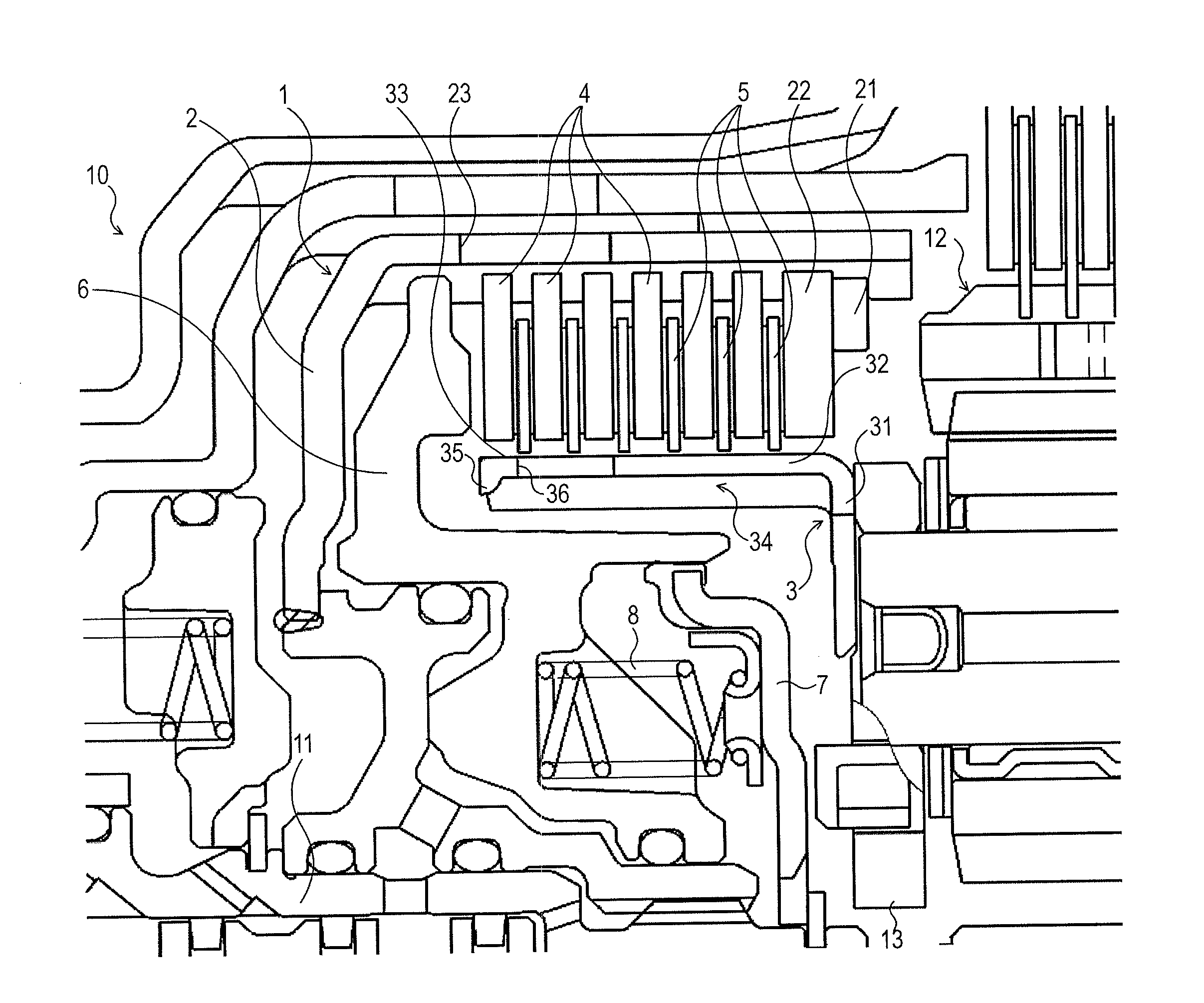 Multi-plate clutch and manufacturing method of clutch hub