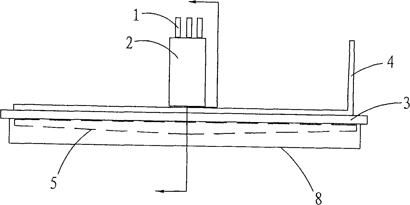 Nozzle system capable of continuously evening chemical vapour deposition of large area