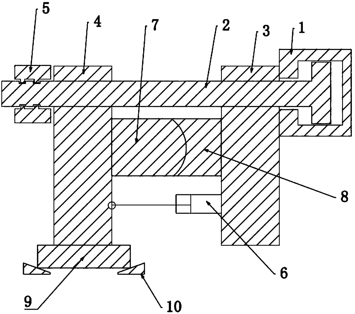 Mold clamping mechanism of two-plate injection molding machine