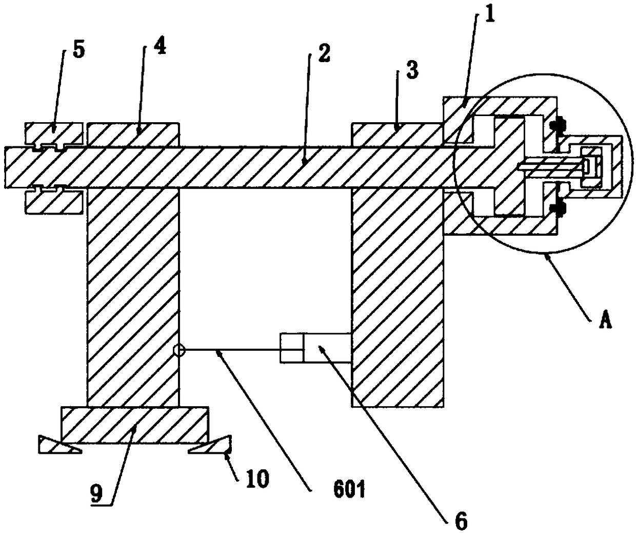 Mold clamping mechanism of two-plate injection molding machine