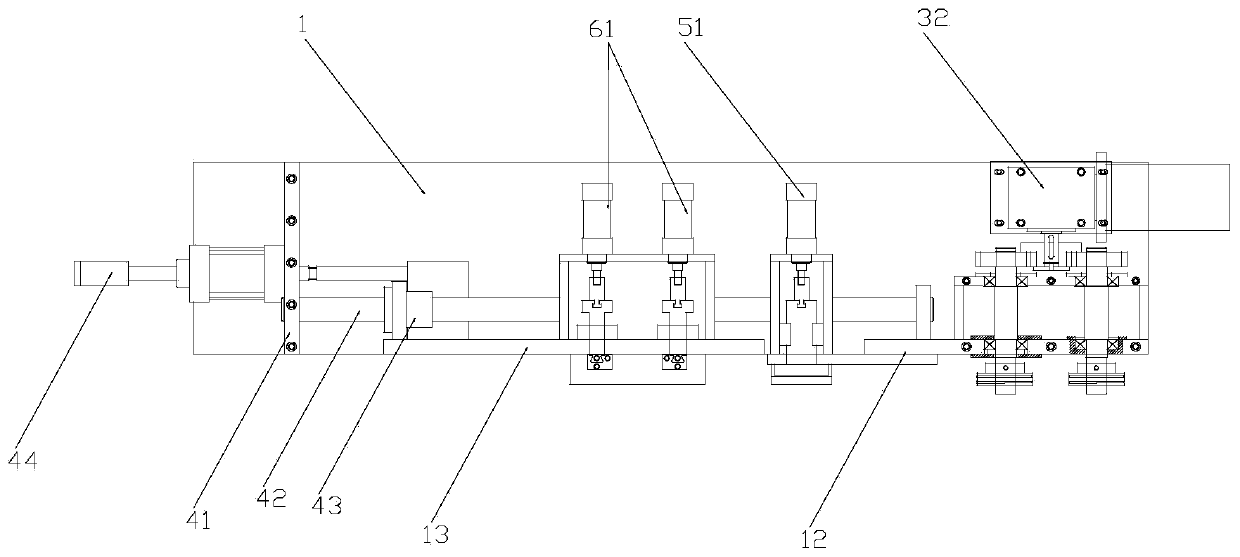 Full-automatic forming machine for L-shaped line