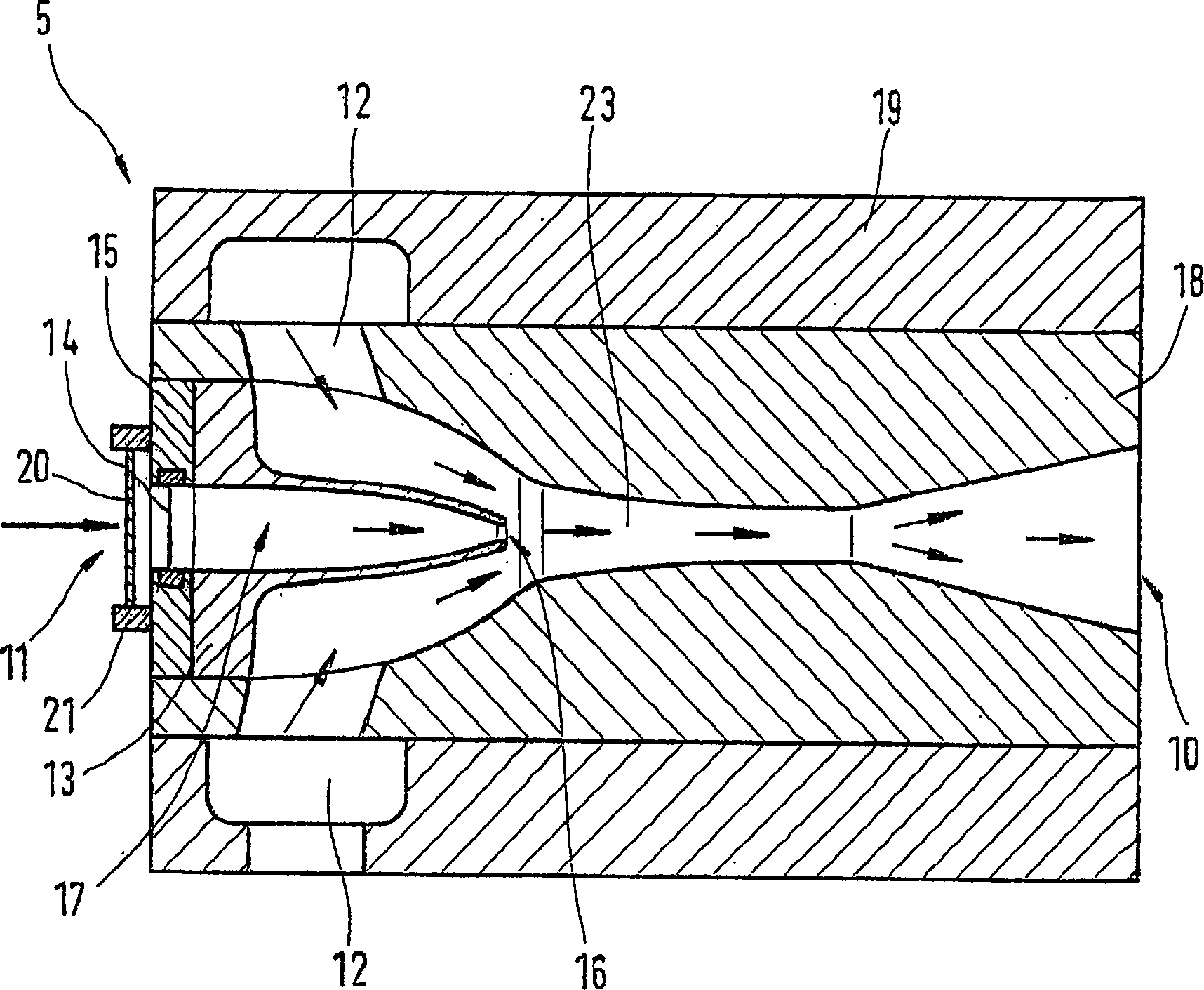 Device for mixing fluid