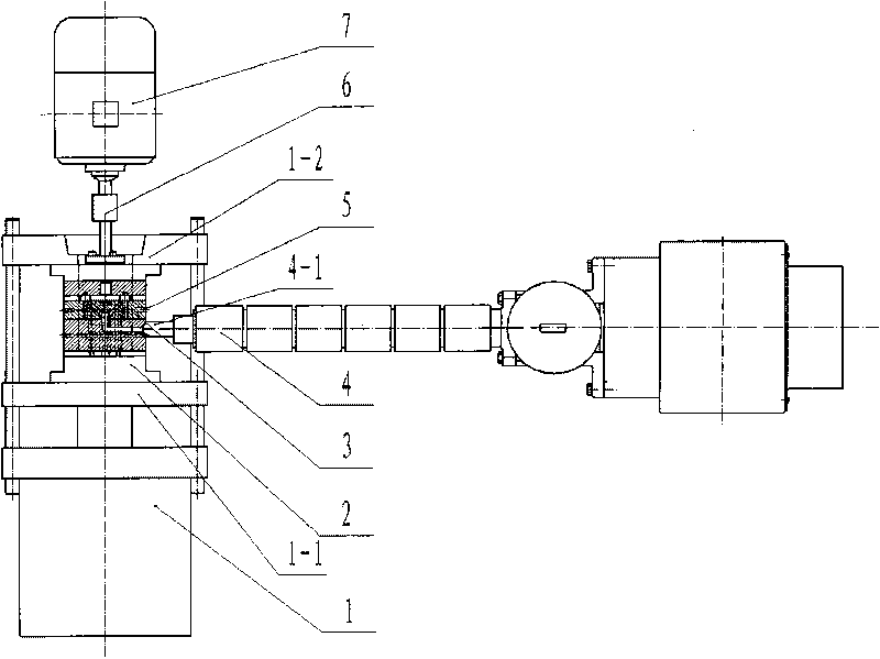 Fusant differential precise injection molding machine