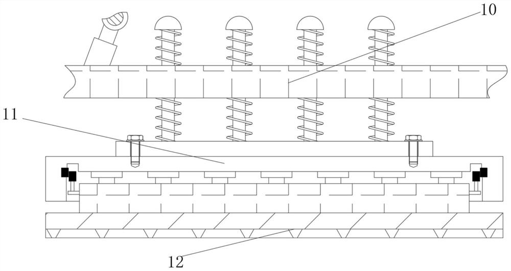 Super-long automatic rust removal device applied to hardware steel pipes