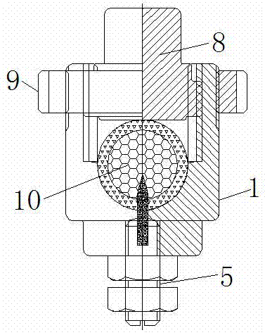 Lightning protection device connecting piece used in overhead insulated wires