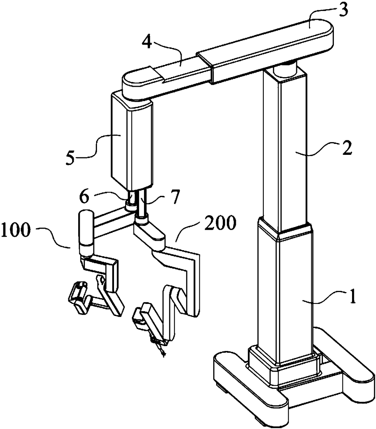 Main operating arm for minimally invasive surgery