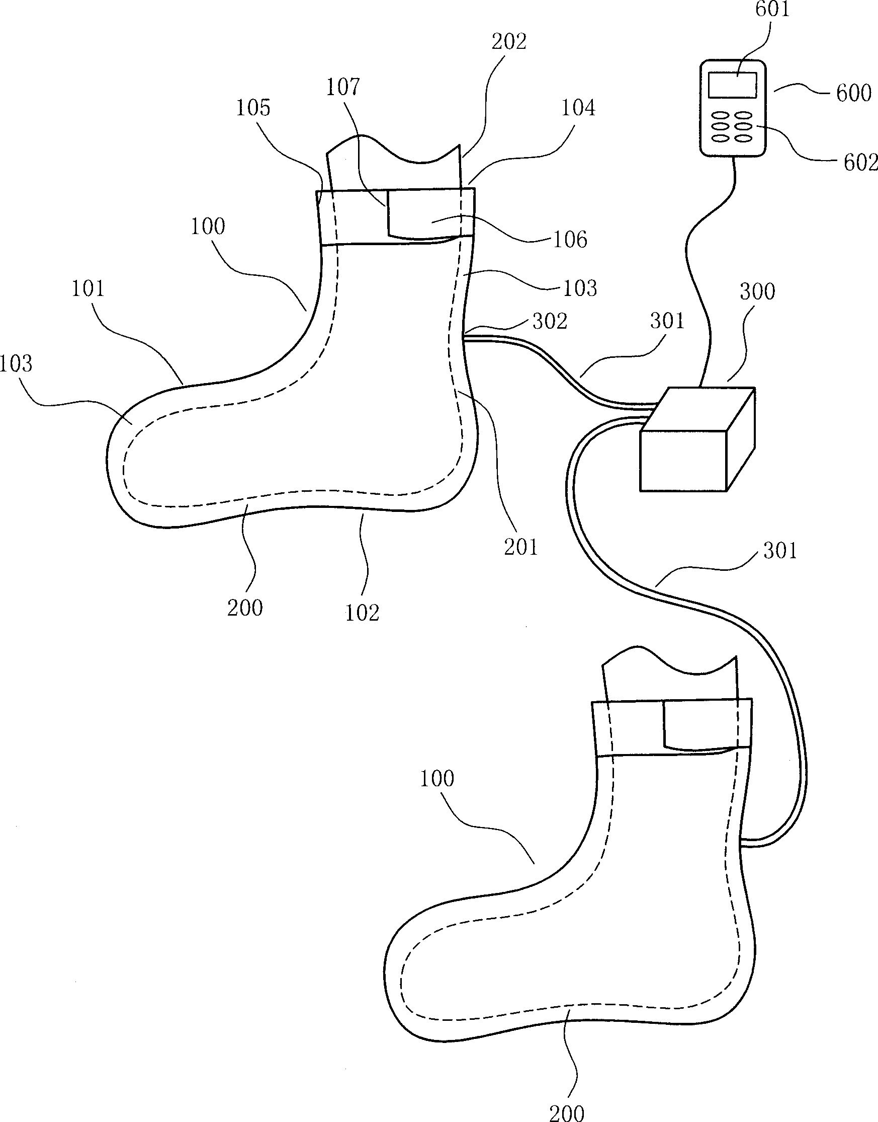 Inflating type foot circulation improving instrument