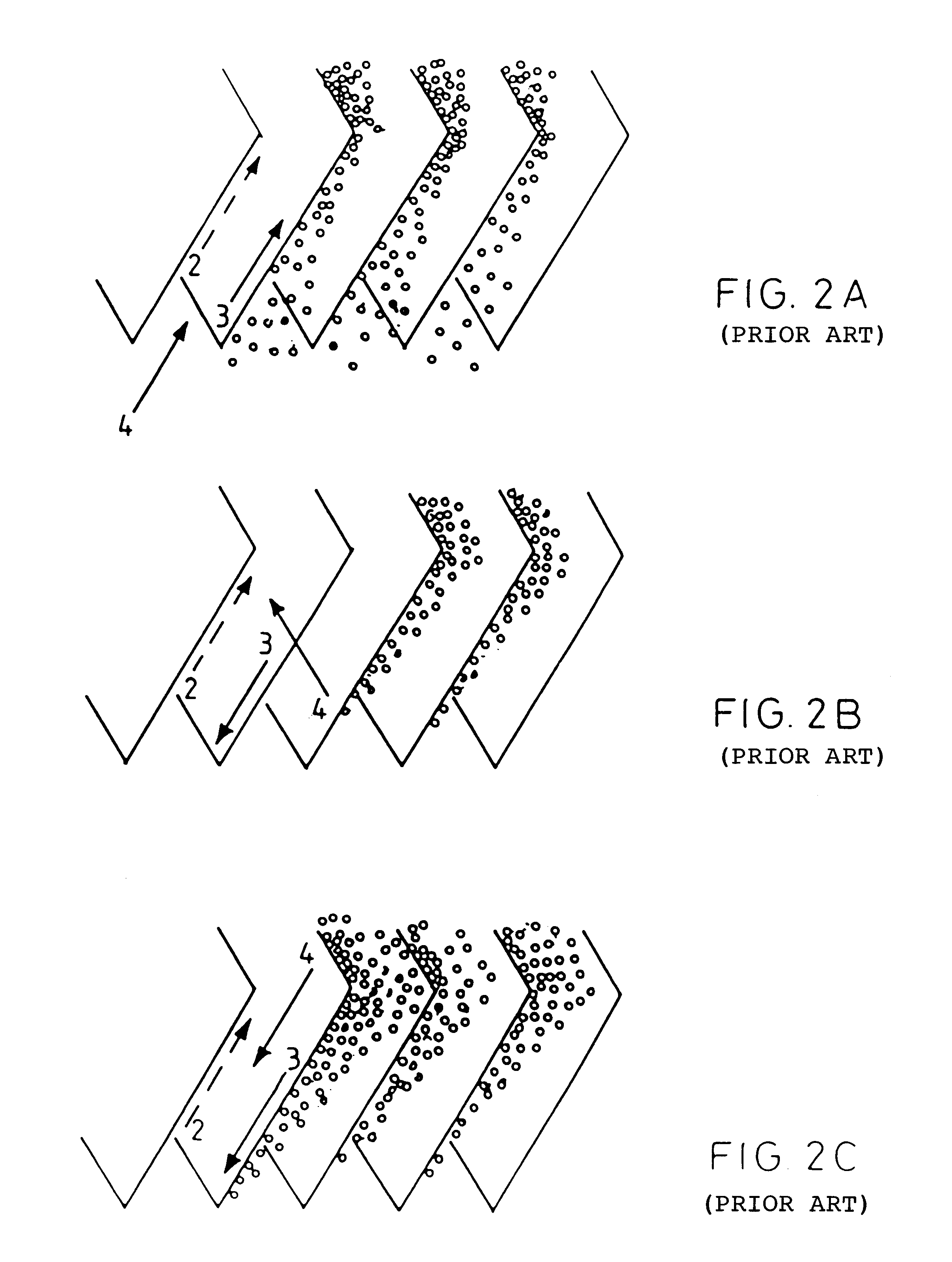 Device for clarifying a charged liquid by flotation