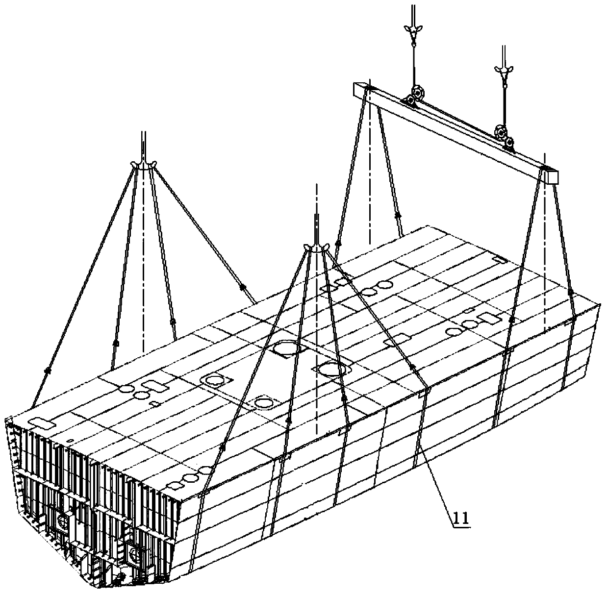 Method for hoisting full-width total section of thin-walled structure