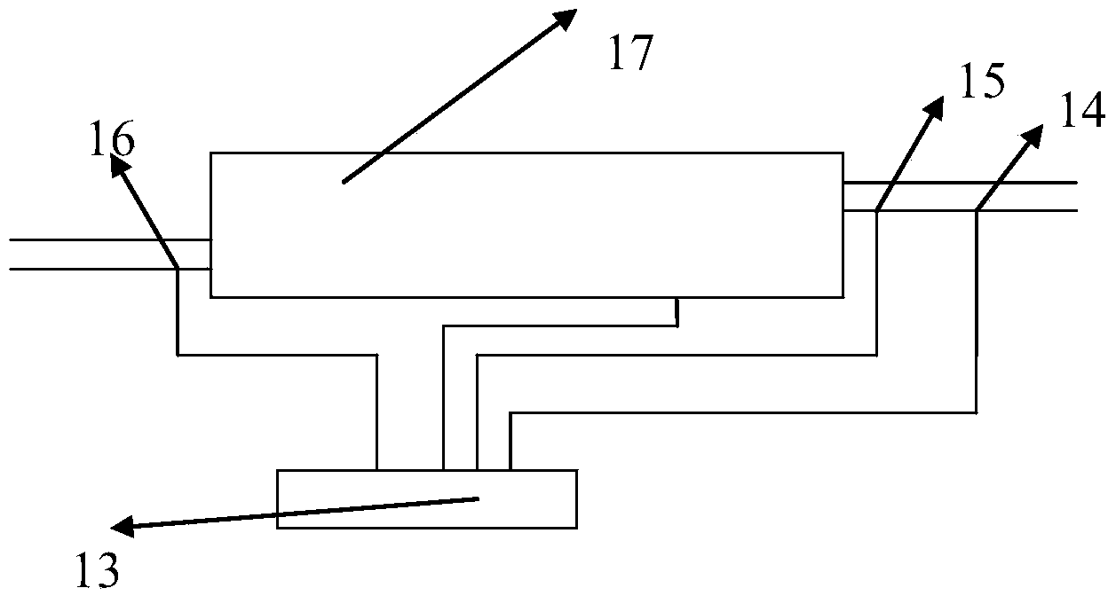 Arc-shaped closed-structure heat exchanger for descaling with sound waves