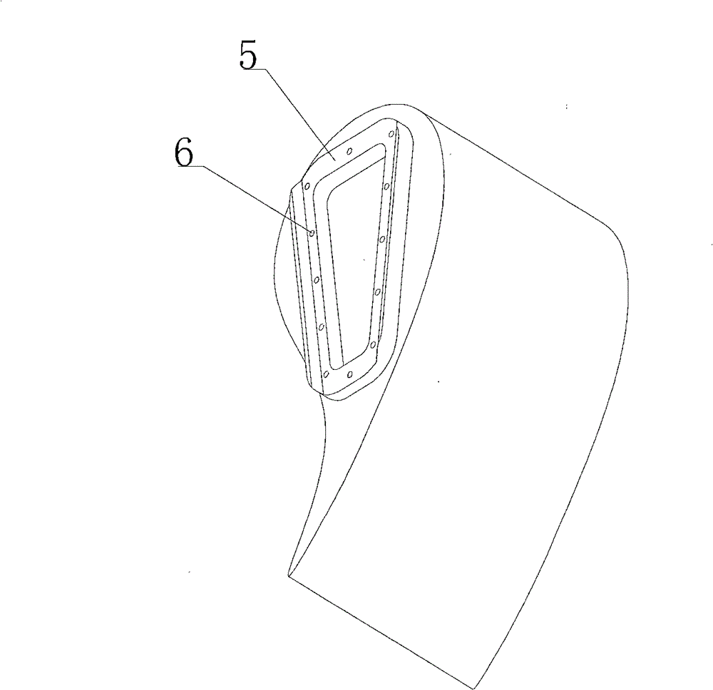 Sectionalized-assembly type fan blade and manufacturing method thereof