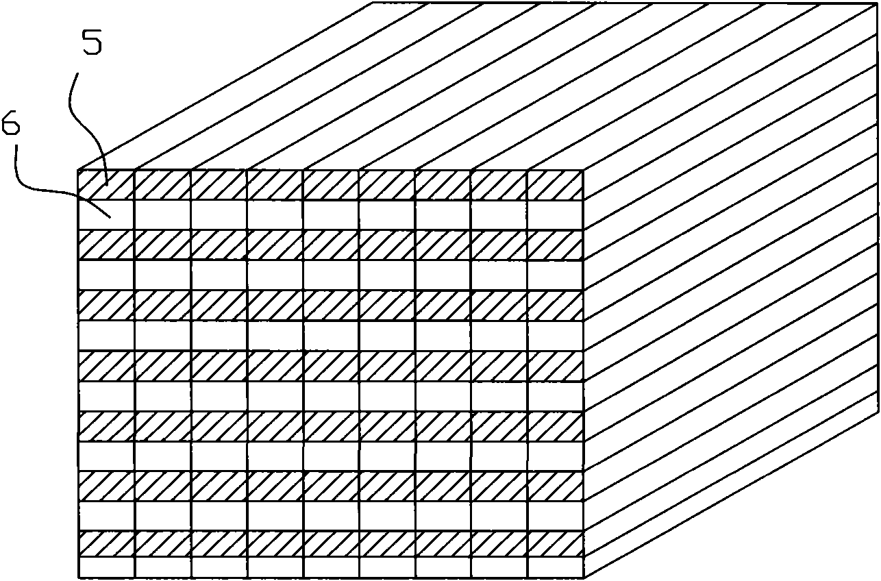 Method for preparing zebra-strip upright post material for wood stair by bamboo recombination process