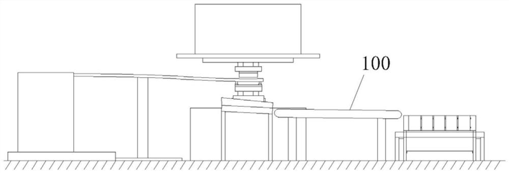 Discharge separation and concentrated transportation device of punching machine