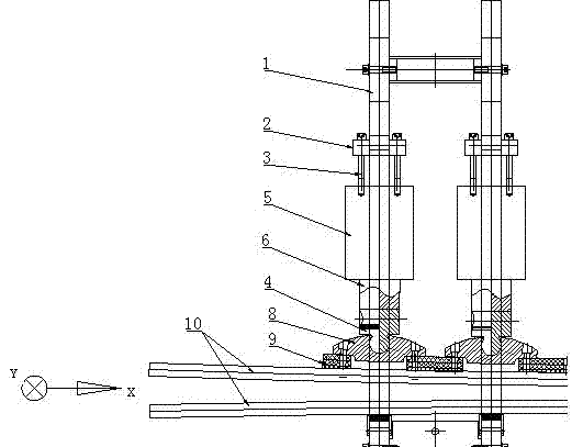 Cross-shaped universal shaft hinging device for double-steel-strip press