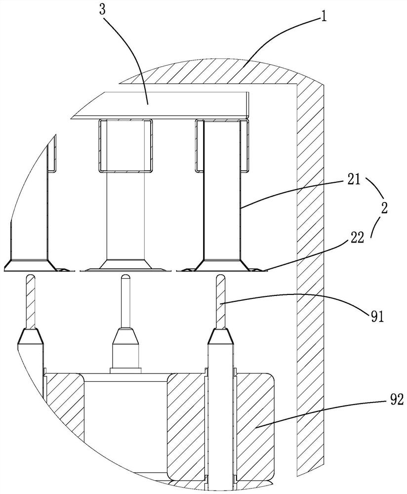 Yarn pressing device for auxiliary drying