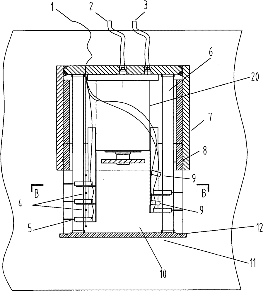 Large model test device simulating deep vertical shaft freezing